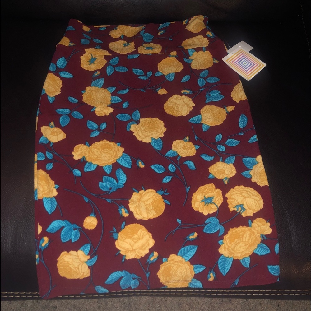Lularoe Rose Cassie Skirt Small